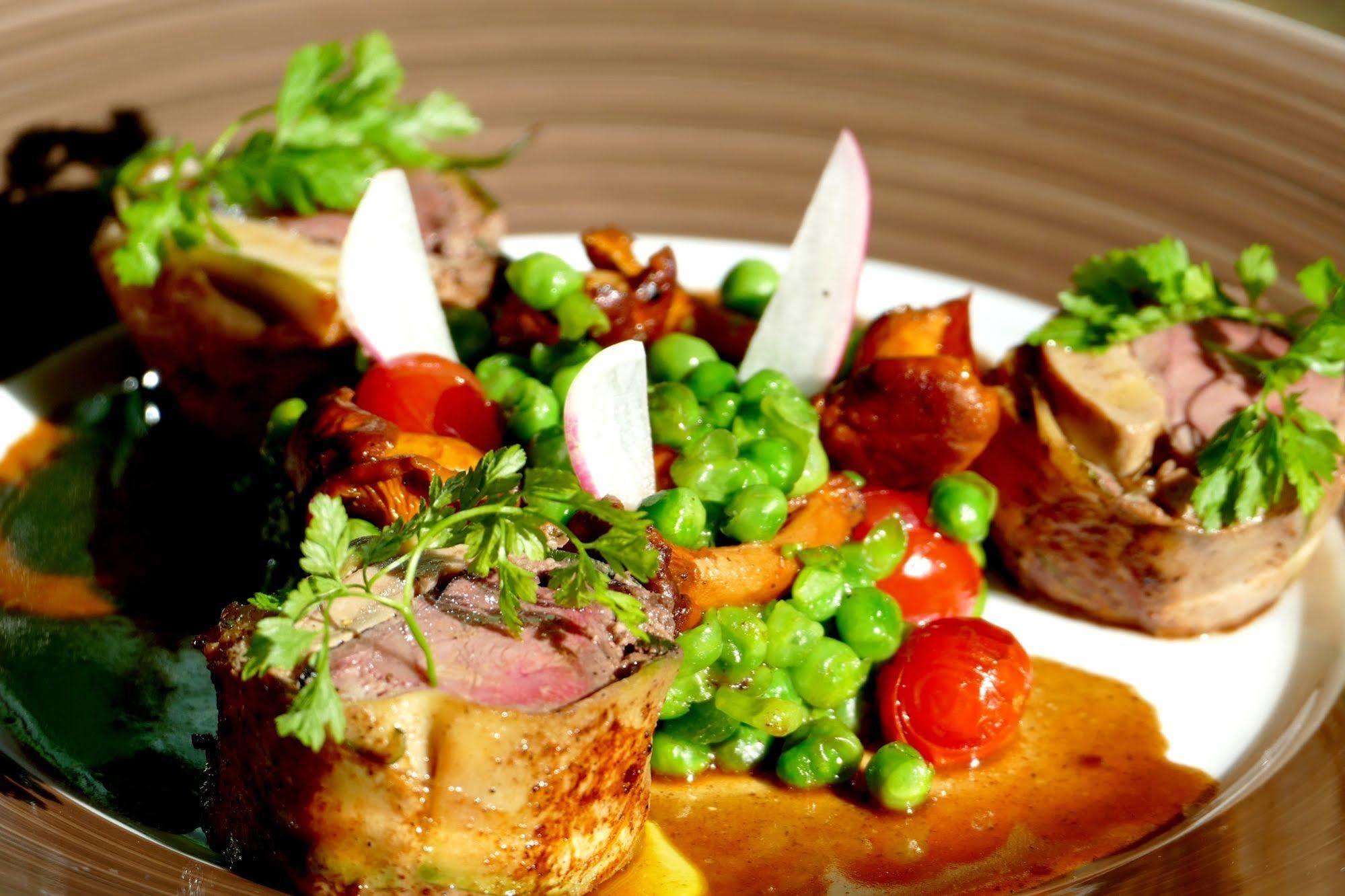 Logis Hotels Le Champalud Restaurant La Citadelle Oree-d'Anjou Kültér fotó