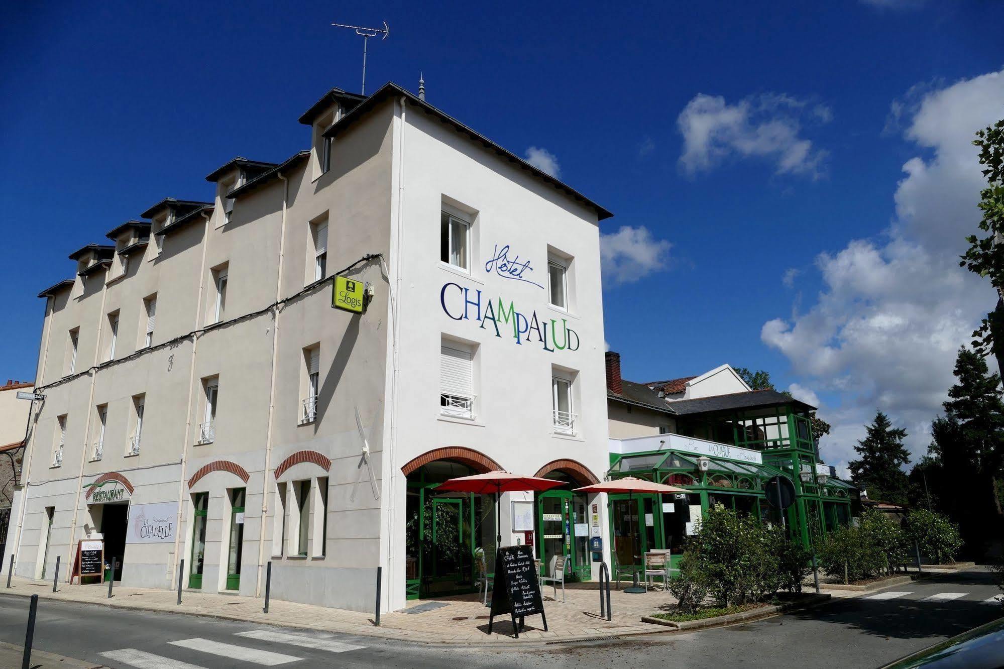 Logis Hotels Le Champalud Restaurant La Citadelle Oree-d'Anjou Kültér fotó